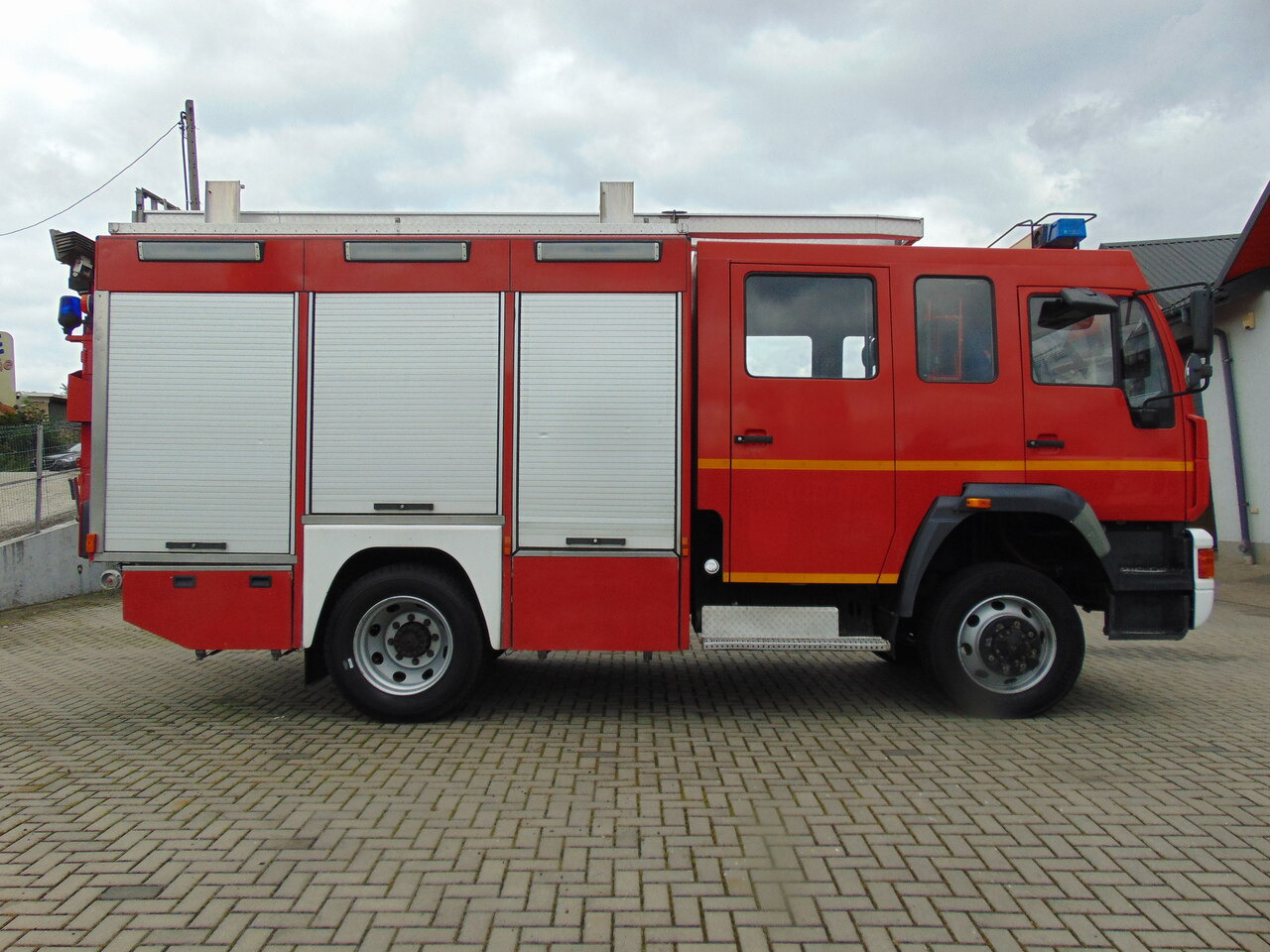 Ugunsdzēsēju mašīna MAN LE14.260 4x4 MAGIRUS: foto 7