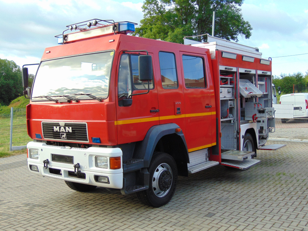 Ugunsdzēsēju mašīna MAN LE14.260 4x4 MAGIRUS: foto 29