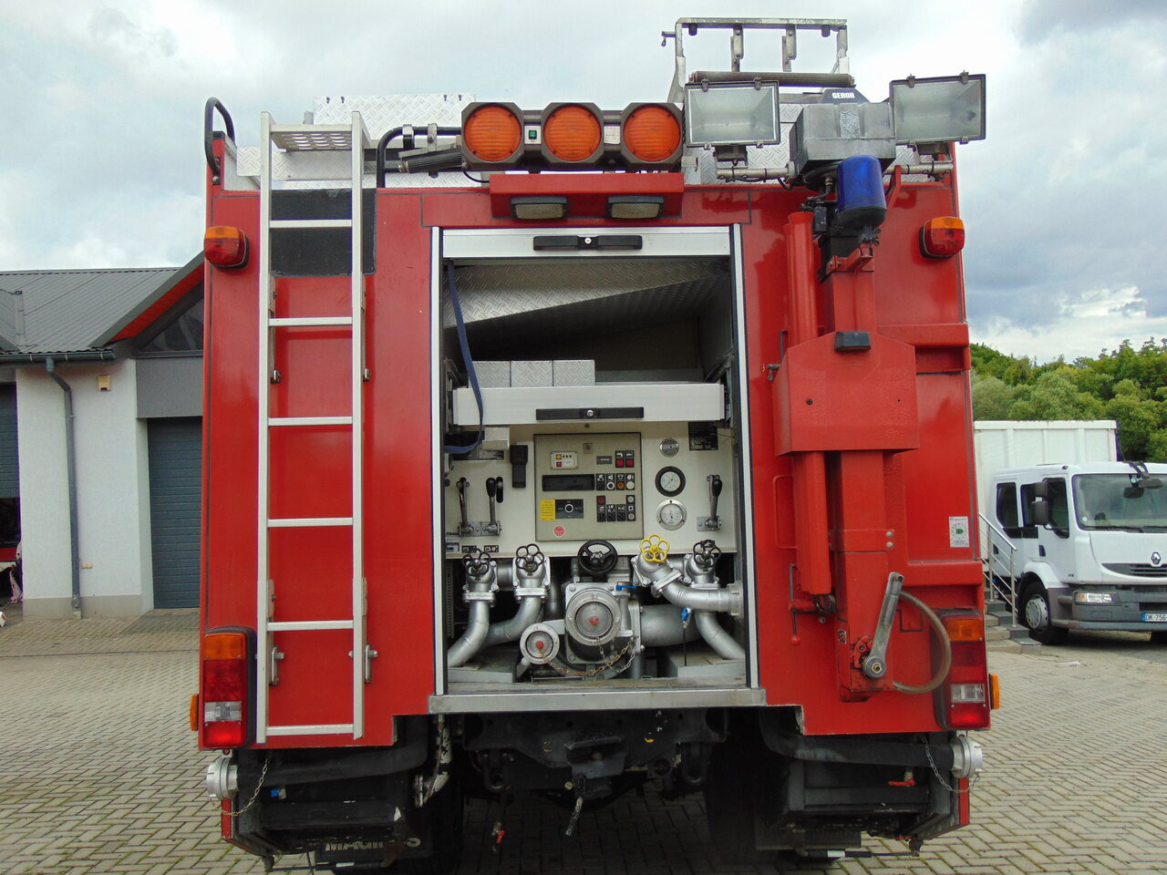 Ugunsdzēsēju mašīna MAN LE14.260 4x4 MAGIRUS: foto 14