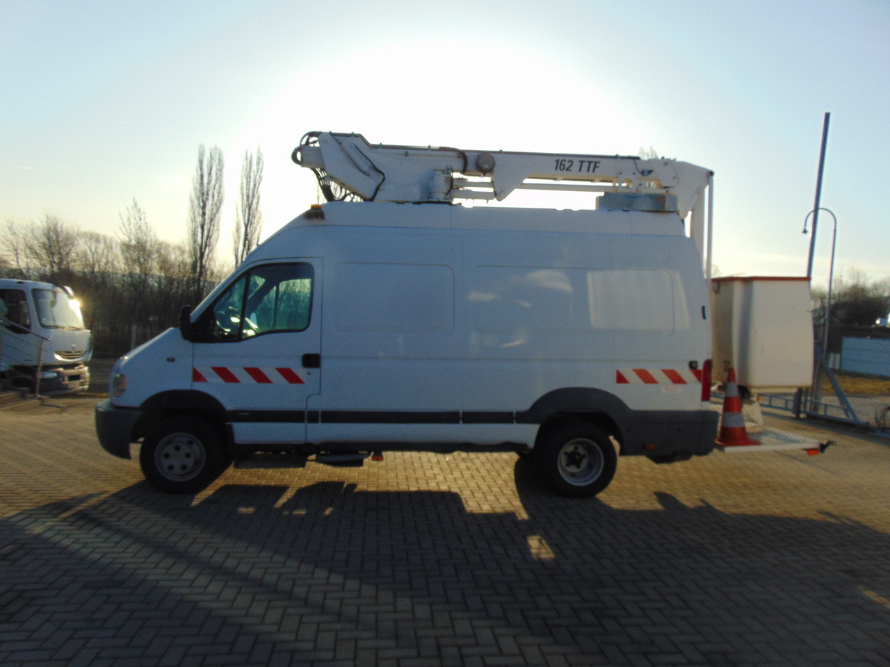 RENAULT Mascott 2,8dCi 110 L2H3 France Elevateur 152TTF 162TTF - Pacēlājs: foto 5 RENAULT Mascott 2,8dCi 110 L2H3 France Elevateur 152TTF 162TTF - Pacēlājs: foto 5