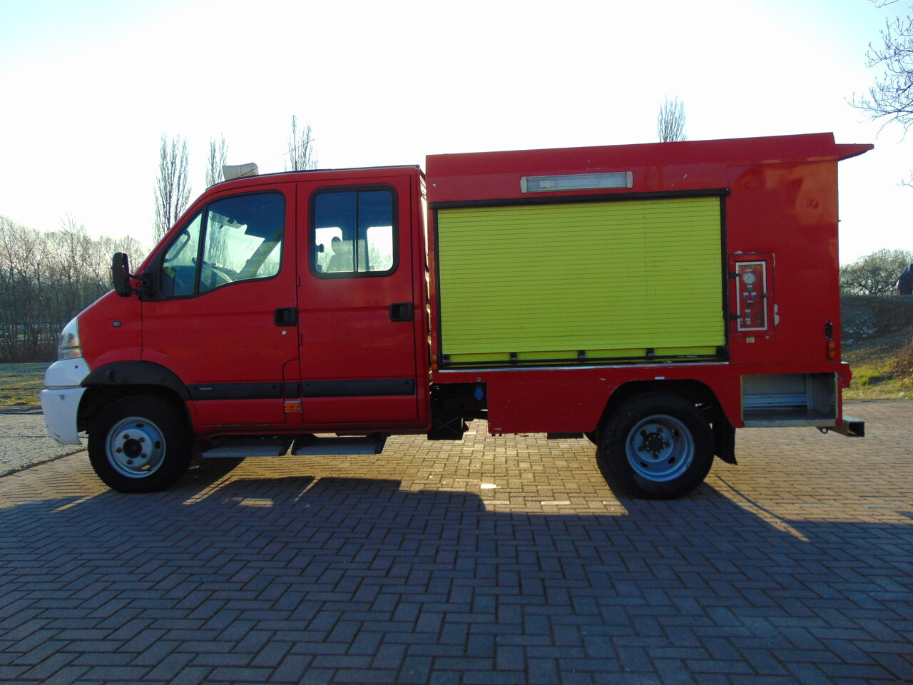 RENAULT Mascott 3,0DXi 160 GIMAEX - Ugunsdzēsēju mašīna: foto 5 RENAULT Mascott 3,0DXi 160 GIMAEX - Ugunsdzēsēju mašīna: foto 5