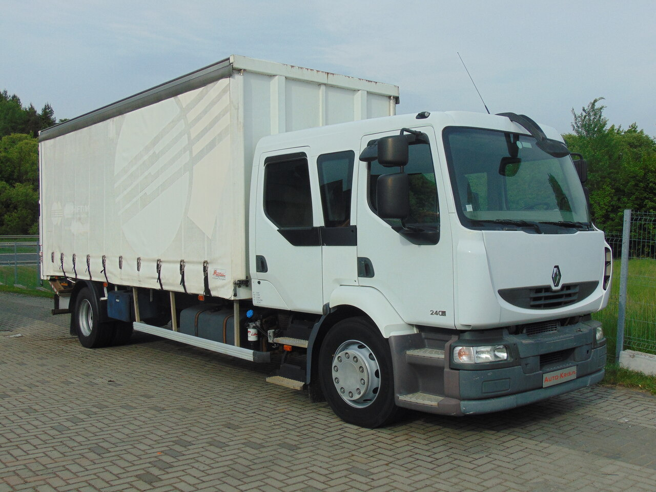 RENAULT Midlum 240DXi - Kravas automašīna ar tentu: foto 2 RENAULT Midlum 240DXi - Kravas automašīna ar tentu: foto 2