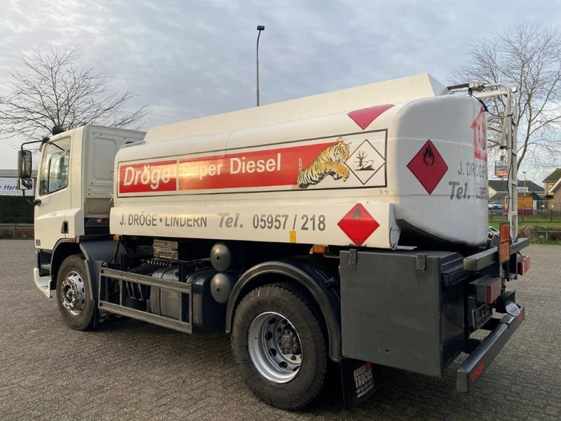 DAF 65CF-240 / FULL STEEL / POMP / 3 COMPARTIMENTS / 8350 LITER / ONLY:25969 KM / EURO-2 / MANUAL / GOOD CONDITION - Autocisterna: foto 3 DAF 65CF-240 / FULL STEEL / POMP / 3 COMPARTIMENTS / 8350 LITER / ONLY:25969 KM / EURO-2 / MANUAL / GOOD CONDITION - Autocisterna: foto 3