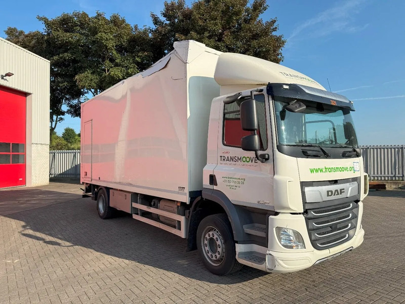 DAF CF 230 / ENGINE RUNNING / ONLY:286284 KM / ACC / LWDS / PLATFORM 2000 KG / 3SEATS / AUTOMATIC / EURO-6 / 2018 - Kravas automašīna ar slēgto virsbūvi: foto 2 DAF CF 230 / ENGINE RUNNING / ONLY:286284 KM / ACC / LWDS / PLATFORM 2000 KG / 3SEATS / AUTOMATIC / EURO-6 / 2018 - Kravas automašīna ar slēgto virsbūvi: foto 2