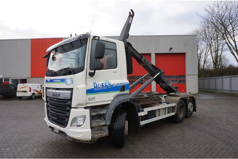 DAF CF410 / ENGINE RUNNING / DEB / ACC / LWDS / HOOK 18TON / LIFT AXLE / ONLY:375782 KM / AIRCO / AUTOMATIC / EURO-6 / 2016 - Pacēlājs ar āķi: foto 1 DAF CF410 / ENGINE RUNNING / DEB / ACC / LWDS / HOOK 18TON / LIFT AXLE / ONLY:375782 KM / AIRCO / AUTOMATIC / EURO-6 / 2016 - Pacēlājs ar āķi: foto 1