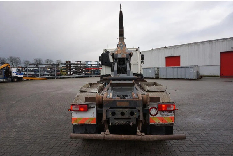 DAF CF410 / ENGINE RUNNING / DEB / ACC / LWDS / HOOK 18TON / LIFT AXLE / ONLY:375782 KM / AIRCO / AUTOMATIC / EURO-6 / 2016 - Pacēlājs ar āķi: foto 5 DAF CF410 / ENGINE RUNNING / DEB / ACC / LWDS / HOOK 18TON / LIFT AXLE / ONLY:375782 KM / AIRCO / AUTOMATIC / EURO-6 / 2016 - Pacēlājs ar āķi: foto 5