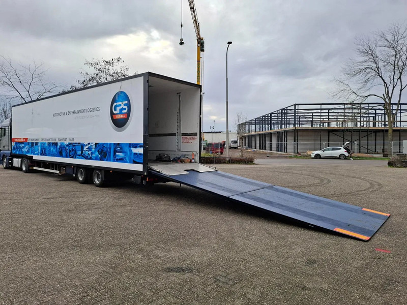 LECI TRAILER SR2E / NL RACE TRAILER / CAR TRANSPORT / 6CARS / 2XLIFT 3TON / WINCH / TUV:27-02-2026 / 2002 - Puspiekabe autovedējs: foto 4 LECI TRAILER SR2E / NL RACE TRAILER / CAR TRANSPORT / 6CARS / 2XLIFT 3TON / WINCH / TUV:27-02-2026 / 2002 - Puspiekabe autovedējs: foto 4