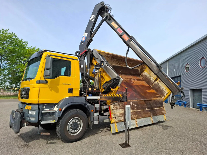 MAN TGM 18.250 / 4X4 / NL TRUCK / TUV:30-04-2026 / 118783 KM / HMF 1110 K2 / ROTATOR / GOOD TYRES / FULL-STEEL / DRUM BRAKES / MANUA - Kravas automašīna pašizgāzējs, Kravas auto ar manipulatoru: foto 2 MAN TGM 18.250 / 4X4 / NL TRUCK / TUV:30-04-2026 / 118783 KM / HMF 1110 K2 / ROTATOR / GOOD TYRES / FULL-STEEL / DRUM BRAKES / MANUA - Kravas automašīna pašizgāzējs, Kravas auto ar manipulatoru: foto 2