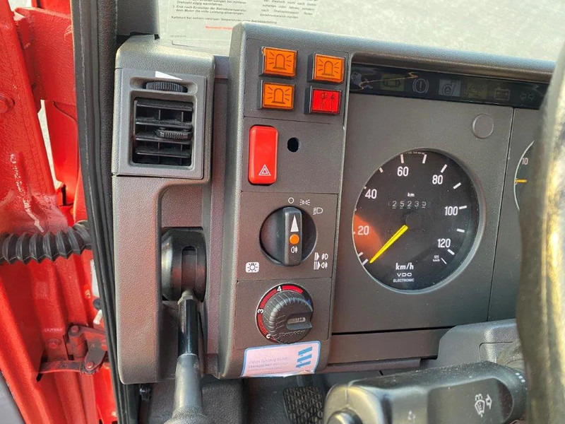 Mercedes-Benz 1124 AF / 4X4 / GERMAN TRUCK / WATERTANK 2400 LITER+POMP / GOOD CONDITION / ONLY:25235 KM / MARGE / MANUAL / 1996 līzingu Mercedes-Benz 1124 AF / 4X4 / GERMAN TRUCK / WATERTANK 2400 LITER+POMP / GOOD CONDITION / ONLY:25235 KM / MARGE / MANUAL / 1996: foto 19