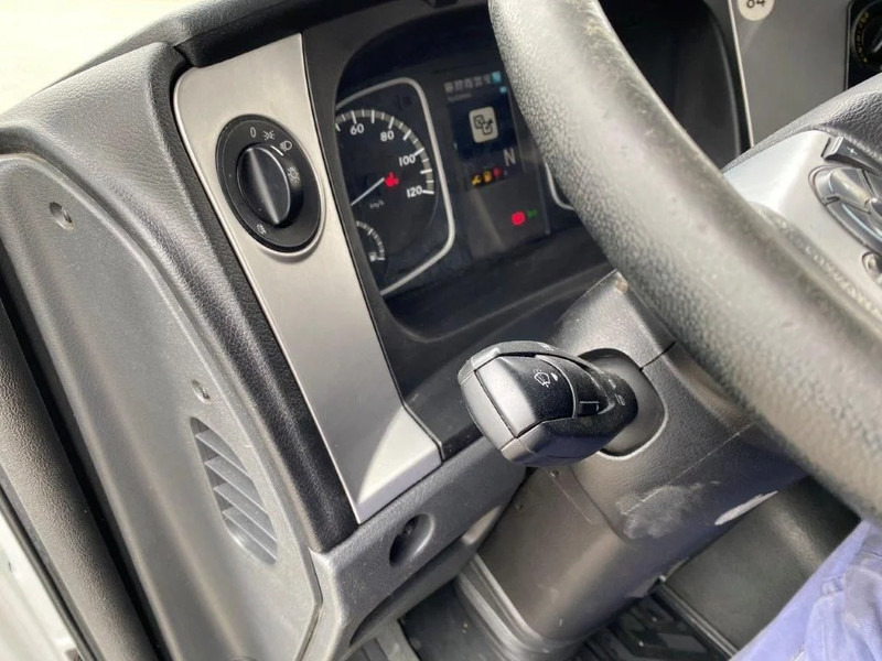 Kravas automašīna ar slēgto virsbūvi Mercedes-Benz ATEGO 1624 / AUTOMATIC / CLOSED BOX / SIDE DOORS / AIRCO / LWDS / FCW / EURO-6 / 2016: foto 14 Kravas automašīna ar slēgto virsbūvi Mercedes-Benz ATEGO 1624 / AUTOMATIC / CLOSED BOX / SIDE DOORS / AIRCO / LWDS / FCW / EURO-6 / 2016: foto 14