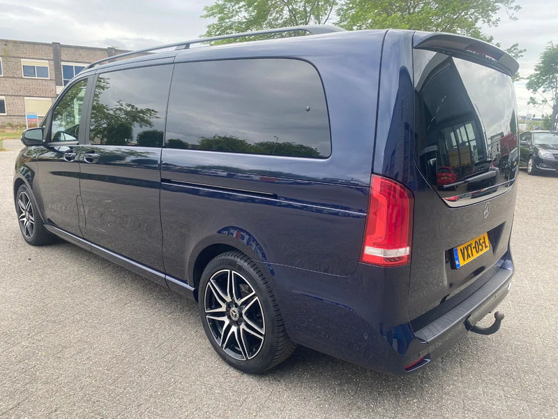 Mercedes-Benz V-Klasse 250 / XXL / AMG / FULL OPTION / LEATHER / PARK+SEATHEAT / BURMESTER / TUV:04-05-2026 / 360 CAMERA / 2023 - Vieglā automašīna: foto 3 Mercedes-Benz V-Klasse 250 / XXL / AMG / FULL OPTION / LEATHER / PARK+SEATHEAT / BURMESTER / TUV:04-05-2026 / 360 CAMERA / 2023 - Vieglā automašīna: foto 3
