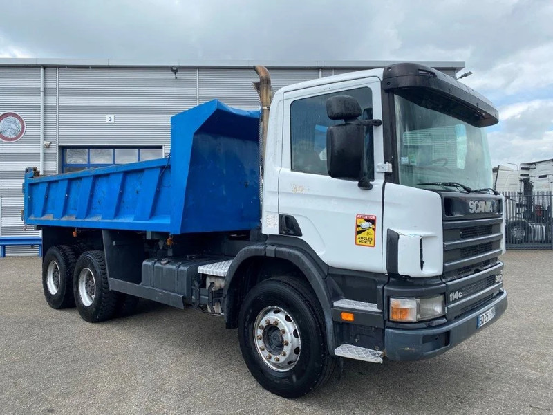 Scania 114-340 / 6X4 / 2 SIDE TIPPER / BIG AXLE / FULL-STEEL / DRUM BRAKES / MANUAL / 1999 - Kravas automašīna pašizgāzējs: foto 4 Scania 114-340 / 6X4 / 2 SIDE TIPPER / BIG AXLE / FULL-STEEL / DRUM BRAKES / MANUAL / 1999 - Kravas automašīna pašizgāzējs: foto 4