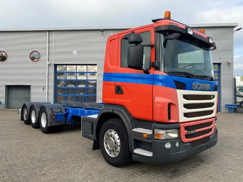 Scania G400 / 8X4 / 9TON FRONT AXLE / PTO / LIFT+LENKACHSE / ALCOA'S / AIRCO / MANUAL / EURO-5 / 2011 - Šasija kravas automašīna: foto 2 Scania G400 / 8X4 / 9TON FRONT AXLE / PTO / LIFT+LENKACHSE / ALCOA'S / AIRCO / MANUAL / EURO-5 / 2011 - Šasija kravas automašīna: foto 2