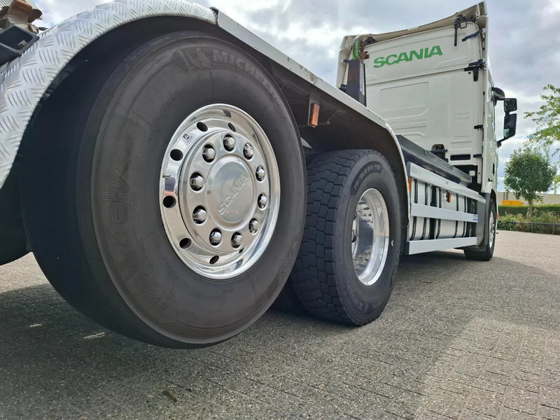 Pacēlājs ar āķi Scania NGS R500 / RETARDER / AJK HOOK 22 TON / LIFT+LENKACHSE / TUV:17-06-2026 / NAVI / LWDS / ALCOA / LEATHER / AUTOMATIC / EURO-6 / 2: foto 15