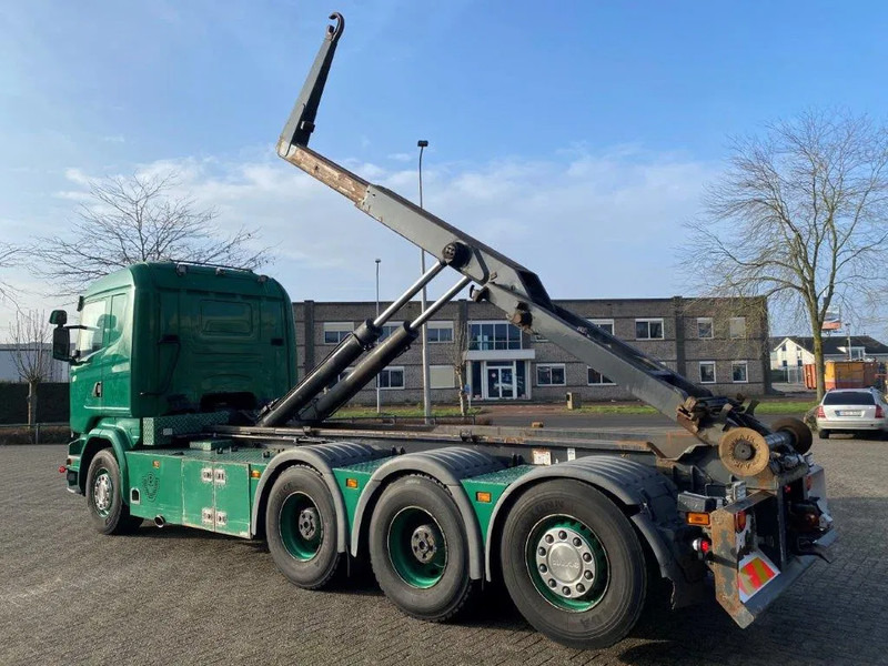 Scania R520 V8 / 8X4 / BIG AXLE / AJK HOOKLIFT 30TON / LIFT+LENKACHSE / NAVI / LEATHER / FULL-AIR / AUTOMATIC / EURO-6 / 2015 - Pacēlājs ar āķi: foto 3 Scania R520 V8 / 8X4 / BIG AXLE / AJK HOOKLIFT 30TON / LIFT+LENKACHSE / NAVI / LEATHER / FULL-AIR / AUTOMATIC / EURO-6 / 2015 - Pacēlājs ar āķi: foto 3