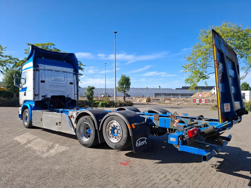 Scania R580 V8 / RETARDER / LIFT+LENKACHSE / FULL-AIR / PLATFORM 2000 KG / LEATHER / AIRCO / AUTOMATIC / EURO-6 / 2015 - Šasija kravas automašīna: foto 3 Scania R580 V8 / RETARDER / LIFT+LENKACHSE / FULL-AIR / PLATFORM 2000 KG / LEATHER / AIRCO / AUTOMATIC / EURO-6 / 2015 - Šasija kravas automašīna: foto 3