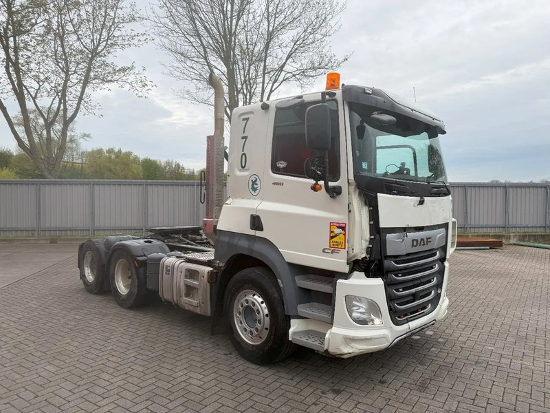 DAF CF480 / 6X4 / ENGINE RUNNING / INTARDER / HYDRAULICS / ONLY:87912 KM / FULL-AIR / DEB / ALCOA / LWDS / FRIDGE / AUTOMATIC / EURO - Vilcējs: foto 2 DAF CF480 / 6X4 / ENGINE RUNNING / INTARDER / HYDRAULICS / ONLY:87912 KM / FULL-AIR / DEB / ALCOA / LWDS / FRIDGE / AUTOMATIC / EURO - Vilcējs: foto 2