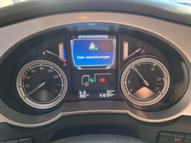 Vilcējs DAF XF106-460 / INTARDER / DEB / MANUAL / AIRCO / CLEAN TRUCK / EURO-6 / 2014: foto 15