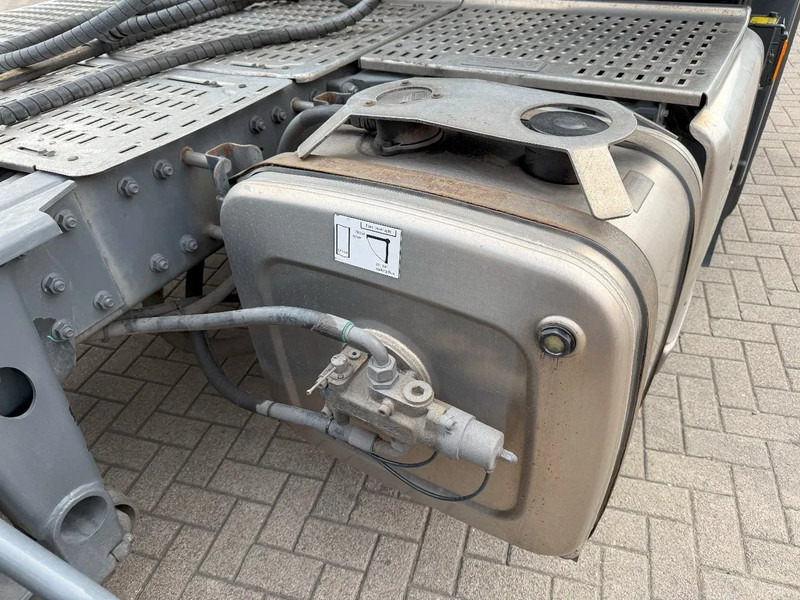 Vilcējs DAF XF106-480 / ENGINE PROBLEMS / NL TRUCK / HYDRAULICS / PARKCOOL / DEB / LWDS / SMART TACHO / ALCOA / EURO-6 / 2018: foto 6