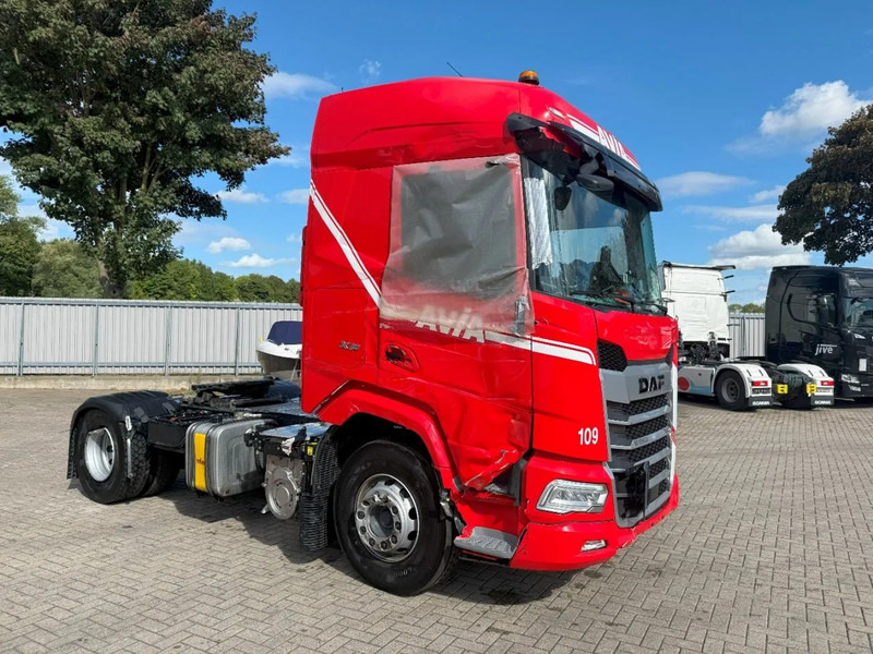 DAF XF450 FT / ENGINE RUNNING / ONLY:132521 KM / HYDRAULICS / DIGITAL DASH / DEB / HIGH CAB / AUTOMATIC / EURO-6 / 2024 - Vilcējs: foto 2 DAF XF450 FT / ENGINE RUNNING / ONLY:132521 KM / HYDRAULICS / DIGITAL DASH / DEB / HIGH CAB / AUTOMATIC / EURO-6 / 2024 - Vilcējs: foto 2