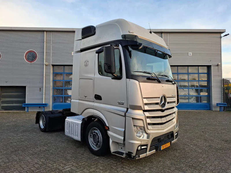 Mercedes-Benz Actros 1842 / NL TRUCK / MEGA / TUV:12-02-2026 / GIGASPACE / ONLY:526303 KM / SMART TACHO / AUTOMATIC / EURO-6 / 2012 - Vilcējs: foto 2 Mercedes-Benz Actros 1842 / NL TRUCK / MEGA / TUV:12-02-2026 / GIGASPACE / ONLY:526303 KM / SMART TACHO / AUTOMATIC / EURO-6 / 2012 - Vilcējs: foto 2