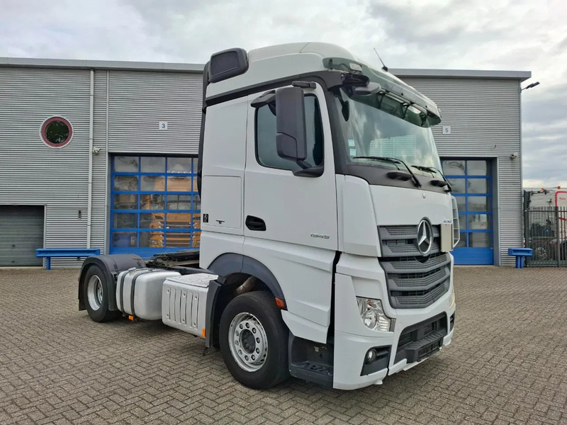 Mercedes-Benz Actros 1945 / DOUBLE TANK / ONLY:508736 KM / 2XBED / FRIDGE / AUTOMATIC / EURO-6 / 2015 - Vilcējs: foto 2 Mercedes-Benz Actros 1945 / DOUBLE TANK / ONLY:508736 KM / 2XBED / FRIDGE / AUTOMATIC / EURO-6 / 2015 - Vilcējs: foto 2