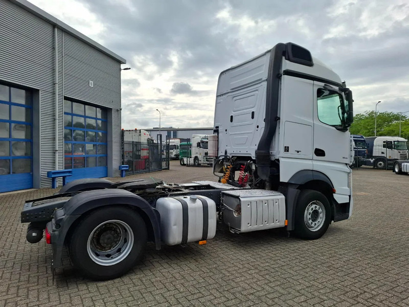 Mercedes-Benz Actros 1945 / DOUBLE TANK / ONLY:508736 KM / 2XBED / FRIDGE / AUTOMATIC / EURO-6 / 2015 - Vilcējs: foto 5 Mercedes-Benz Actros 1945 / DOUBLE TANK / ONLY:508736 KM / 2XBED / FRIDGE / AUTOMATIC / EURO-6 / 2015 - Vilcējs: foto 5