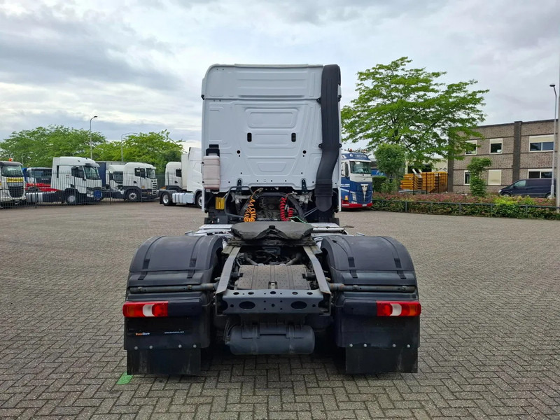 Mercedes-Benz Actros 1945 / DOUBLE TANK / ONLY:508736 KM / 2XBED / FRIDGE / AUTOMATIC / EURO-6 / 2015 - Vilcējs: foto 4 Mercedes-Benz Actros 1945 / DOUBLE TANK / ONLY:508736 KM / 2XBED / FRIDGE / AUTOMATIC / EURO-6 / 2015 - Vilcējs: foto 4
