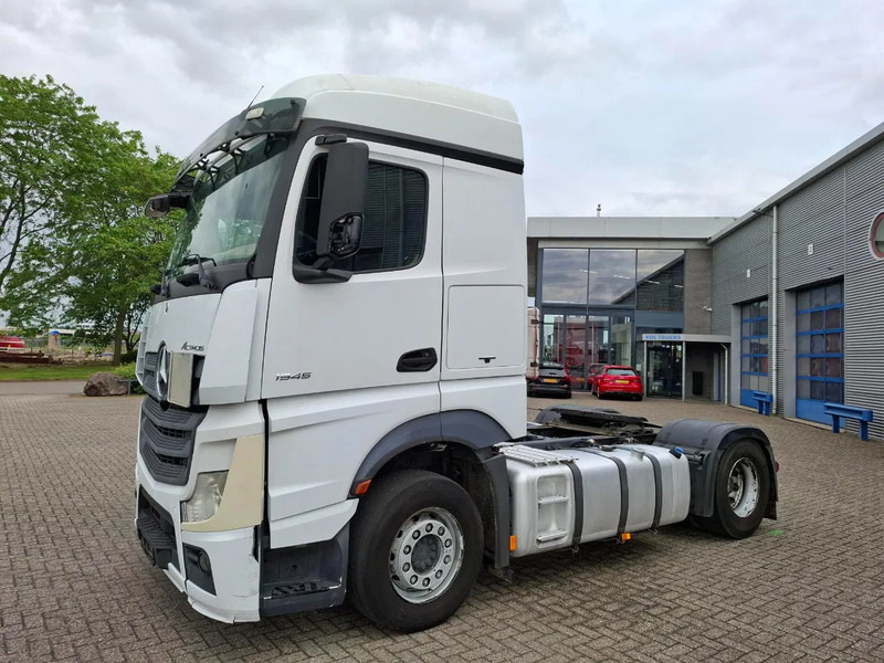 Mercedes-Benz Actros 1945 / DOUBLE TANK / ONLY:508736 KM / 2XBED / FRIDGE / AUTOMATIC / EURO-6 / 2015 - Vilcējs: foto 1 Mercedes-Benz Actros 1945 / DOUBLE TANK / ONLY:508736 KM / 2XBED / FRIDGE / AUTOMATIC / EURO-6 / 2015 - Vilcējs: foto 1