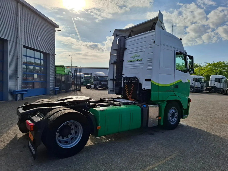Volvo FH13-440 / NL TRUCK / AIRCO / WEBASTO PARKHEAT / AUTOMATIC / EURO-5 / 2007 - Vilcējs: foto 5 Volvo FH13-440 / NL TRUCK / AIRCO / WEBASTO PARKHEAT / AUTOMATIC / EURO-5 / 2007 - Vilcējs: foto 5