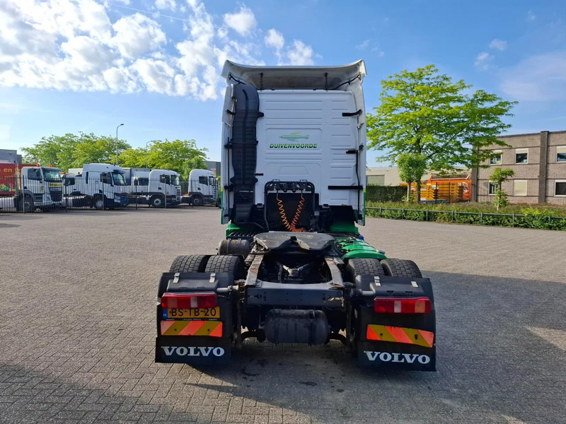 Volvo FH13-440 / NL TRUCK / AIRCO / WEBASTO PARKHEAT / AUTOMATIC / EURO-5 / 2007 - Vilcējs: foto 4 Volvo FH13-440 / NL TRUCK / AIRCO / WEBASTO PARKHEAT / AUTOMATIC / EURO-5 / 2007 - Vilcējs: foto 4