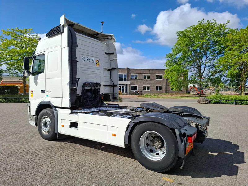 Volvo FH13-540 / HYDRAULICS / VEB+ / TUV:01-04-2026 / FRIDGE / AIRCO / SIDESKIRTS / AUTOMATIC / EURO-5 / 2012 - Vilcējs: foto 3 Volvo FH13-540 / HYDRAULICS / VEB+ / TUV:01-04-2026 / FRIDGE / AIRCO / SIDESKIRTS / AUTOMATIC / EURO-5 / 2012 - Vilcējs: foto 3