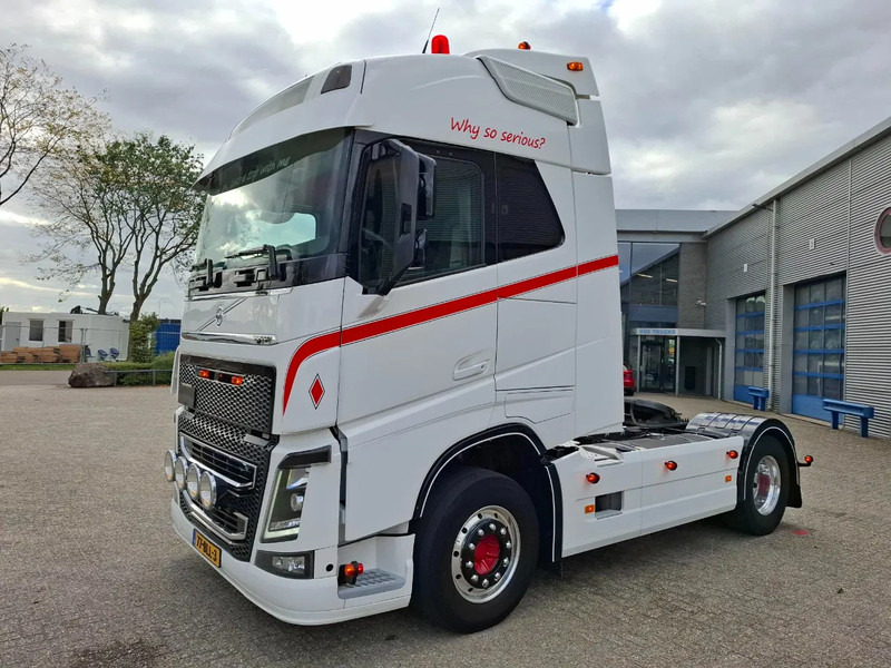 Volvo FH4-460 / CLEAN NL TRUCK / VEB+ / ADR / ACC / LWDS / DAS / DOUBLE TANK / LEATHER / FRIDGE / ALCOA / EURO-6 / 2016 - Vilcējs: foto 1 Volvo FH4-460 / CLEAN NL TRUCK / VEB+ / ADR / ACC / LWDS / DAS / DOUBLE TANK / LEATHER / FRIDGE / ALCOA / EURO-6 / 2016 - Vilcējs: foto 1