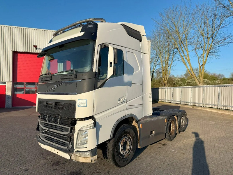 Volvo FH4-500 / ENGINE RUNNING / HYDRAULICS / VEB+ / LWDS / LIFT AXLE / AUTOMATIC / EURO-6 / 2014 - Vilcējs: foto 1 Volvo FH4-500 / ENGINE RUNNING / HYDRAULICS / VEB+ / LWDS / LIFT AXLE / AUTOMATIC / EURO-6 / 2014 - Vilcējs: foto 1