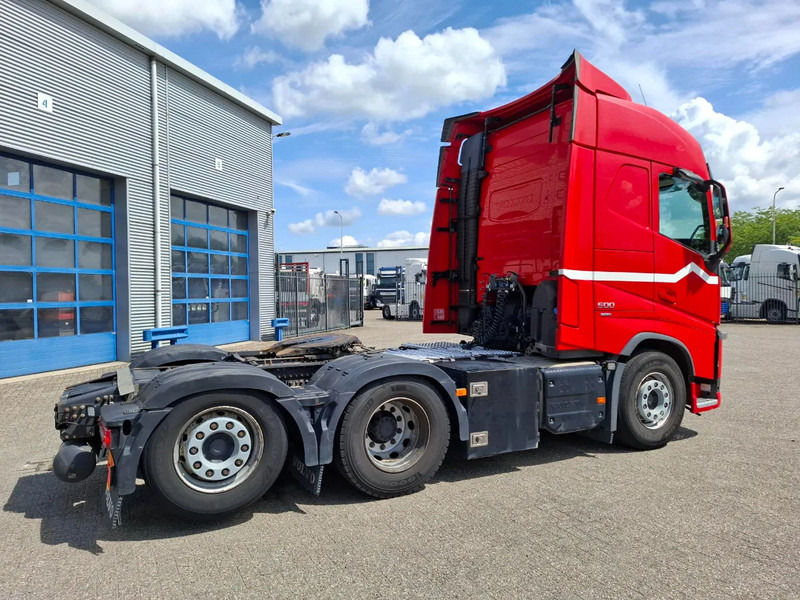 Volvo FH4-500 / VEB+ / ACC / LWDS / FRIDGE / FULL-AIR / 719722 KM / AUTOMATIC / EURO-6 / 2018 - Vilcējs: foto 5 Volvo FH4-500 / VEB+ / ACC / LWDS / FRIDGE / FULL-AIR / 719722 KM / AUTOMATIC / EURO-6 / 2018 - Vilcējs: foto 5
