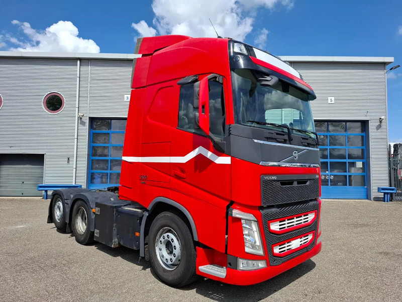 Volvo FH4-500 / VEB+ / ACC / LWDS / FRIDGE / FULL-AIR / 719722 KM / AUTOMATIC / EURO-6 / 2018 - Vilcējs: foto 2 Volvo FH4-500 / VEB+ / ACC / LWDS / FRIDGE / FULL-AIR / 719722 KM / AUTOMATIC / EURO-6 / 2018 - Vilcējs: foto 2