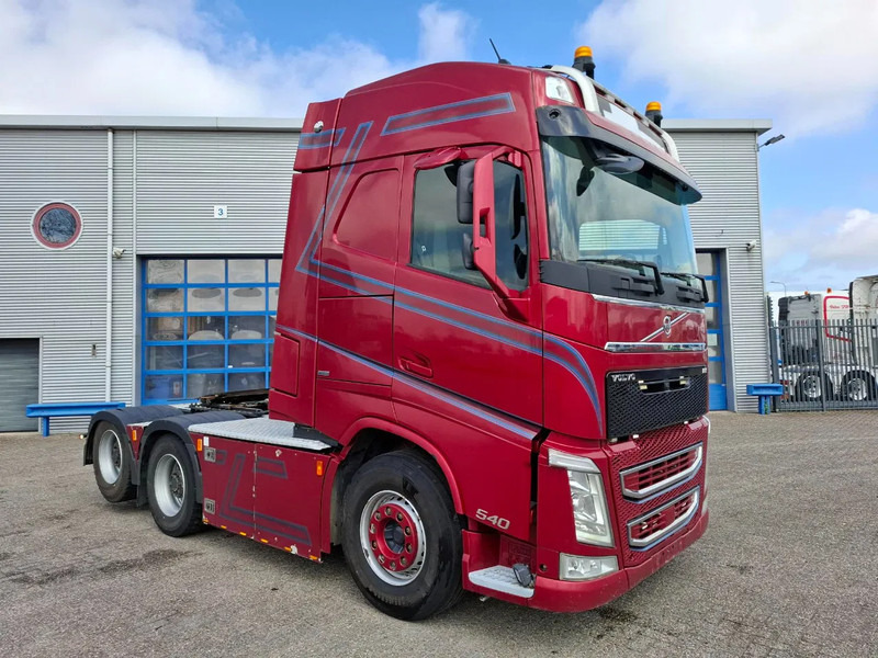 Volvo FH4-540 / 6X4 / BIG AXLE / HYDRAULICS / VEB+ / DYNAMIC STEERING / NAVI / ACC / LWDS / FULL-AIR / LEATHER / AUTOMATIC / EURO-6 / - Vilcējs: foto 2 Volvo FH4-540 / 6X4 / BIG AXLE / HYDRAULICS / VEB+ / DYNAMIC STEERING / NAVI / ACC / LWDS / FULL-AIR / LEATHER / AUTOMATIC / EURO-6 / - Vilcējs: foto 2