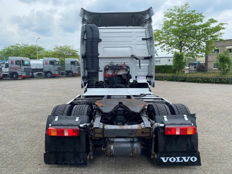 Volvo FM9-300 / MEGA / FULL-AIR / XENON / ONLY:372618KM / MANUAL / EURO-3 / 2004 - Vilcējs: foto 4 Volvo FM9-300 / MEGA / FULL-AIR / XENON / ONLY:372618KM / MANUAL / EURO-3 / 2004 - Vilcējs: foto 4