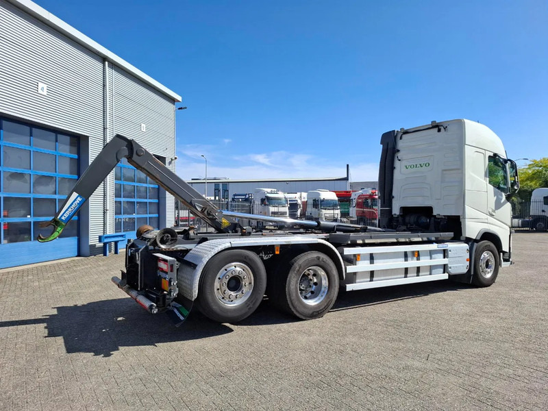 Pacēlājs ar āķi Volvo FH4-500 / VEB+ / HOOK 22 TON / LIFT+LENKACHSE / TUV:02-02-2026 / FULL-AIR / LWDS / NAVI / ALCOA / AUTOMATIC / EURO-6 / 2017: foto 8 Pacēlājs ar āķi Volvo FH4-500 / VEB+ / HOOK 22 TON / LIFT+LENKACHSE / TUV:02-02-2026 / FULL-AIR / LWDS / NAVI / ALCOA / AUTOMATIC / EURO-6 / 2017: foto 8