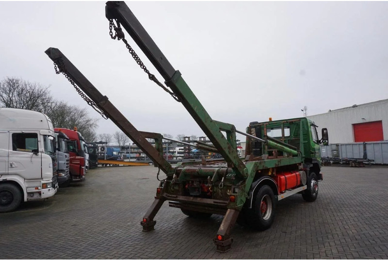 Būvgružu konteineru vedējs Volvo FM12-420 / ENGINE RUNNING / 4X4 / HYDRAULICS / BIG AXLE / ONLY:510426 KM / FULL STEEL / EURO-3 / 2001: foto 10