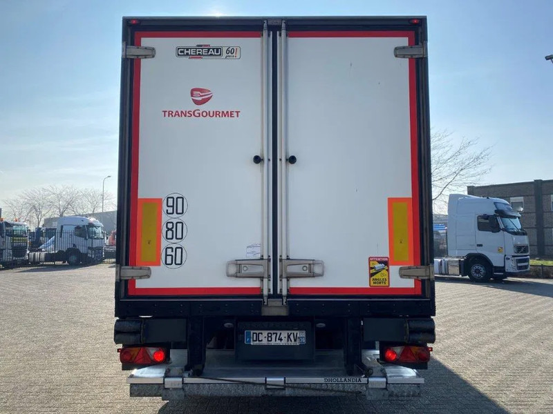 Volvo FM4-420 / COMPLETE COOL+FREEZE COMBI / CHEREAU / THROUGH-LOADING SYSTEM / 2XPLATFORM DHOLLANDIA / FREEZING LOCK / AUTOMATIC / EU - Kravas automašīna refrižerators: foto 4 Volvo FM4-420 / COMPLETE COOL+FREEZE COMBI / CHEREAU / THROUGH-LOADING SYSTEM / 2XPLATFORM DHOLLANDIA / FREEZING LOCK / AUTOMATIC / EU - Kravas automašīna refrižerators: foto 4