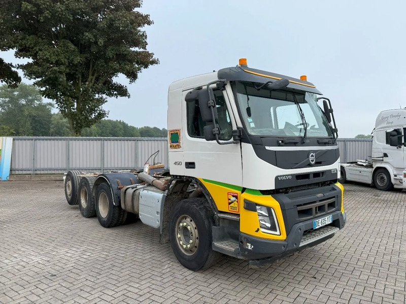 Volvo FMX 450 / ENGINE RUNNING / 8X4 / VEB / ONLY:260642 KM / PTO / LIFT+LENKACHSE / ALCOA / AUTOMATIC / EURO-6 / 2014 - Šasija kravas automašīna: foto 2 Volvo FMX 450 / ENGINE RUNNING / 8X4 / VEB / ONLY:260642 KM / PTO / LIFT+LENKACHSE / ALCOA / AUTOMATIC / EURO-6 / 2014 - Šasija kravas automašīna: foto 2