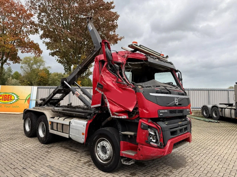 Volvo FMX4-500 / ENGINE RUNNING / VEB+ / 6X4 / 2XBIG AXLE / AJK 20 TON HOOKLIFT / ONLY:276433 KM / AUTOMATIC / EURO-6 / 2020 - Pacēlājs ar āķi: foto 3 Volvo FMX4-500 / ENGINE RUNNING / VEB+ / 6X4 / 2XBIG AXLE / AJK 20 TON HOOKLIFT / ONLY:276433 KM / AUTOMATIC / EURO-6 / 2020 - Pacēlājs ar āķi: foto 3