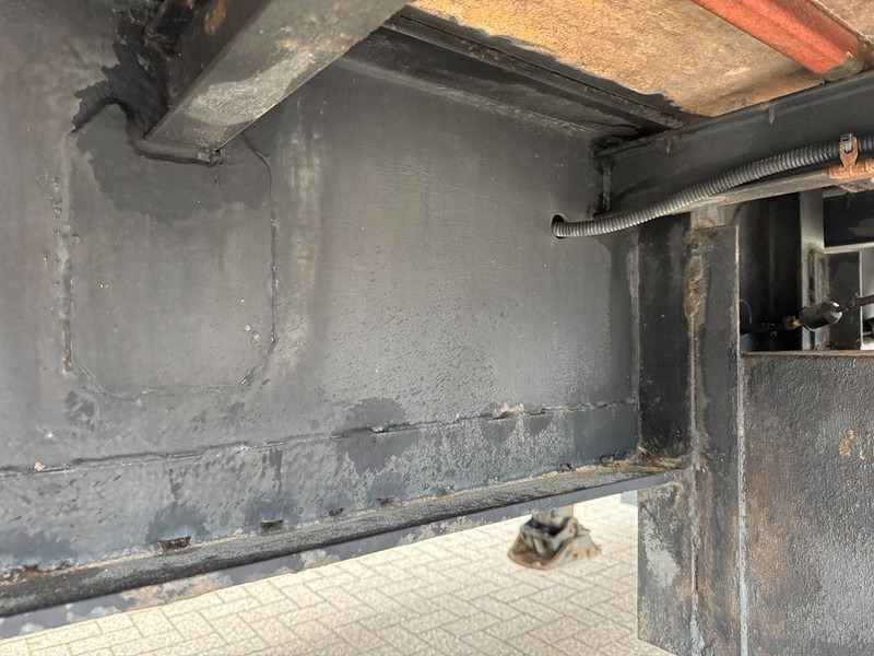 Puspiekabe slēgtā virsbūve Burg 2-Axle Flowers/Blumen/Bloemen Heater, Webasto, Taillift: foto 8 Puspiekabe slēgtā virsbūve Burg 2-Axle Flowers/Blumen/Bloemen Heater, Webasto, Taillift: foto 8