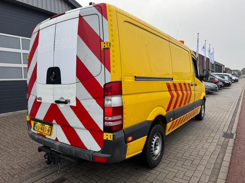 Mercedes-Benz Sprinter 316, Like new, BF3 Begleit- Escort- Convoi execptionnel, L2/H1 - Kravas mikroautobuss: foto 3 Mercedes-Benz Sprinter 316, Like new, BF3 Begleit- Escort- Convoi execptionnel, L2/H1 - Kravas mikroautobuss: foto 3