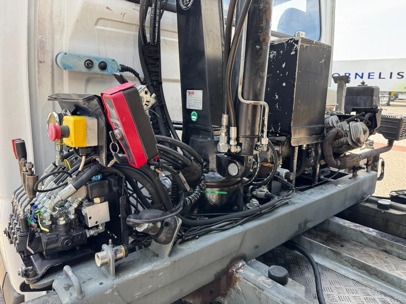 Komercauto pašizgāzējs Mercedes-Benz Sprinter 516 CDI Clixtar, HIAB Kraan/Crane/Kran/Grua, Kipper: foto 19 Komercauto pašizgāzējs Mercedes-Benz Sprinter 516 CDI Clixtar, HIAB Kraan/Crane/Kran/Grua, Kipper: foto 19