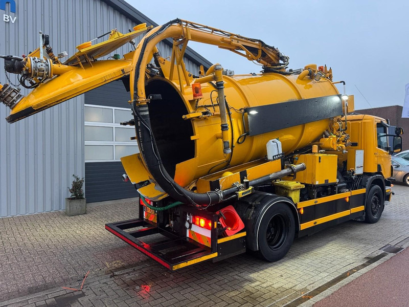 Scania P270 DB4x2 Saug- / Druck / HD Pump - Asenizācijas mašīna: foto 3 Scania P270 DB4x2 Saug- / Druck / HD Pump - Asenizācijas mašīna: foto 3