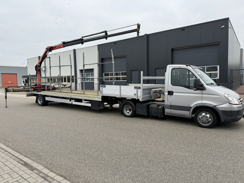 Iveco 35C180 Tracon with Palfinger PK4501 - 3, Remote - Vilcējs: foto 1 Iveco 35C180 Tracon with Palfinger PK4501 - 3, Remote - Vilcējs: foto 1