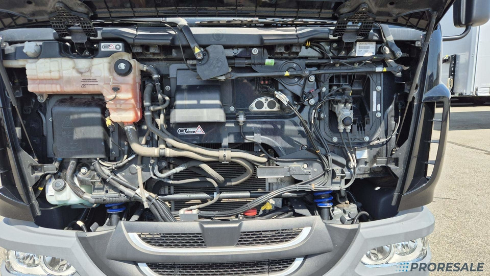 Kravas automašīna ar tentu DAF LF 290 FA Sleeper Cab EURO 6 - valník s plachtou: foto 9