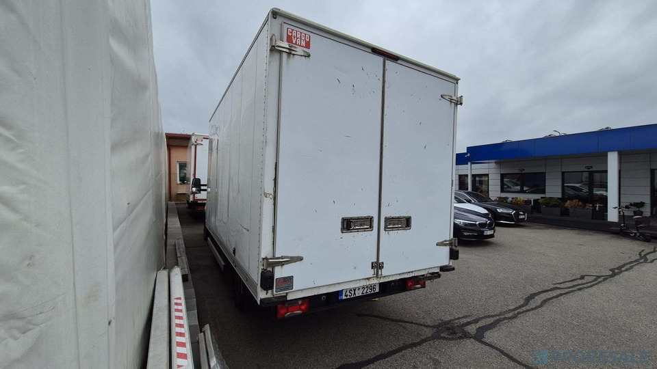 IVECO DAILY 35S16 skříň - 8 palet - Furgons ar slēgtā virsbūve: foto 3 IVECO DAILY 35S16 skříň - 8 palet - Furgons ar slēgtā virsbūve: foto 3
